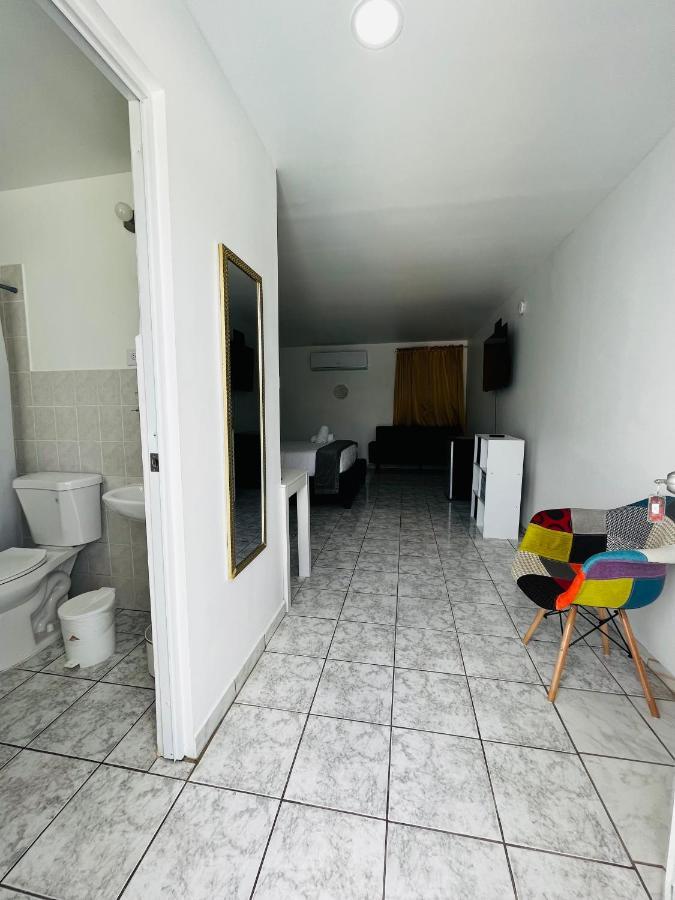 Douglas Highway Inn Hotel Cabo Rojo Exterior photo