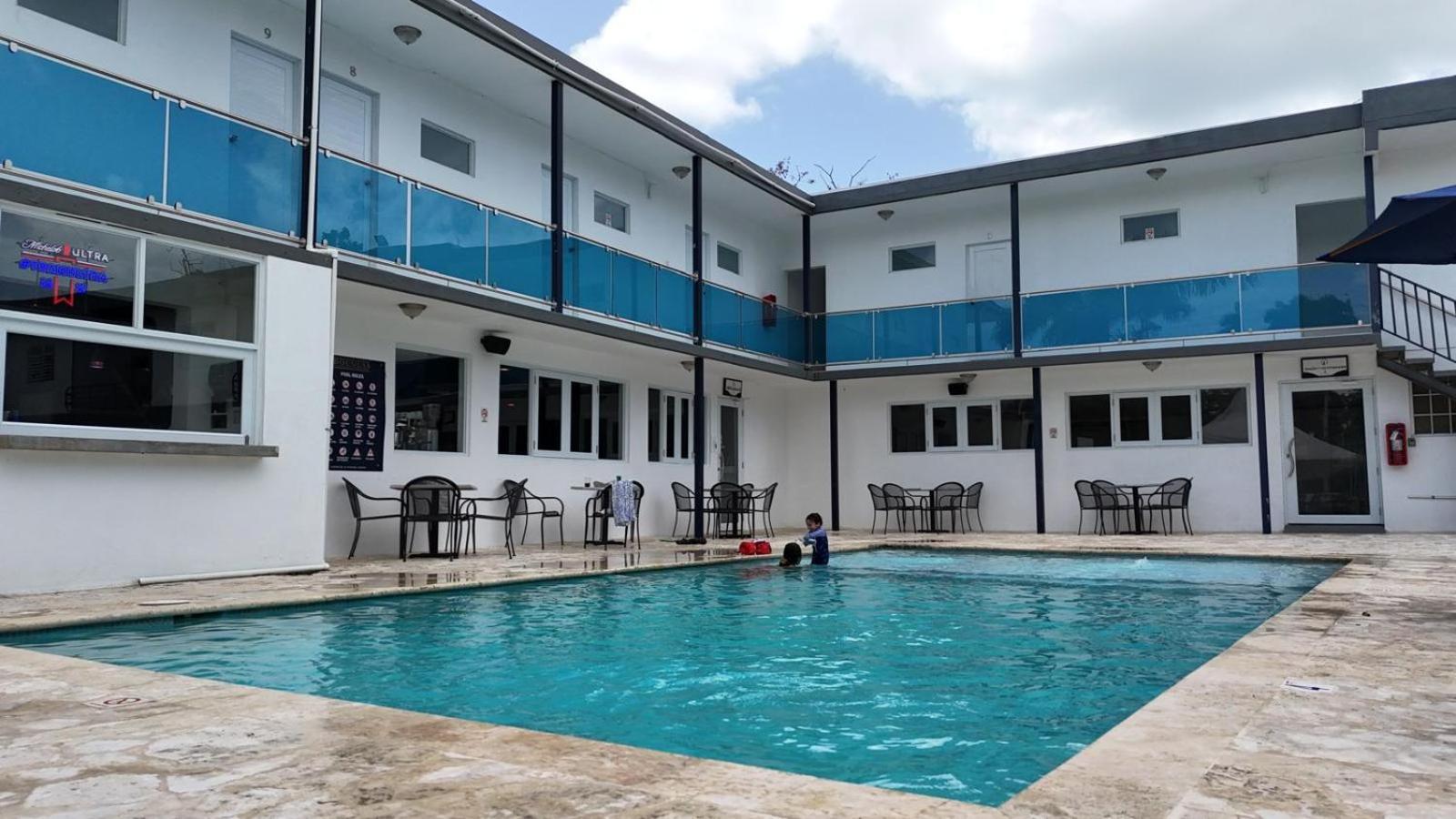 Douglas Highway Inn Hotel Cabo Rojo Exterior photo